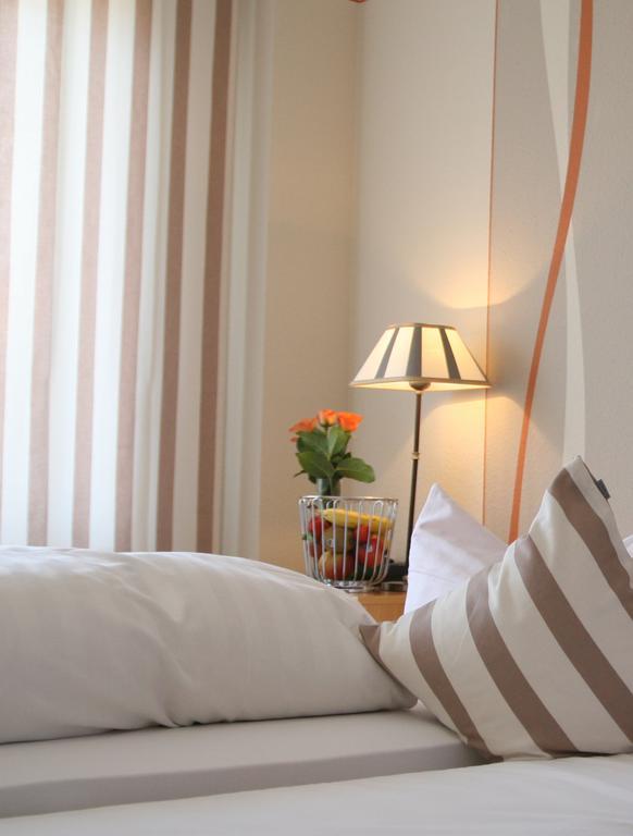 Hotel Gasthof Roessle Stetten am Kalten Markt Екстериор снимка